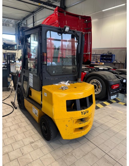 YALE 3tn Diesel cabinada